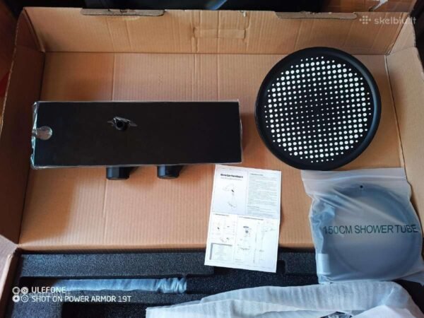 Pilnas termostatinis dušo rinkinys su XL lietaus dušu (255 mm) – Matinė juoda elegancija